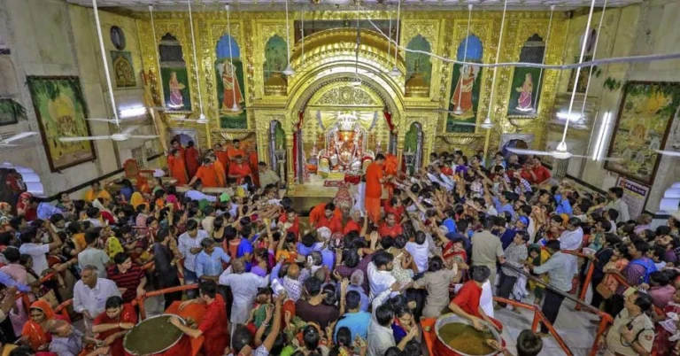Ganesh Mandir at Moti Doongri